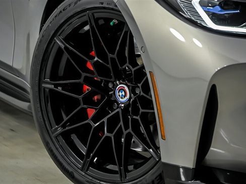 Used 2022 BMW M3 Competition w/ M Carbon Exterior Package AWD/4WD image 4