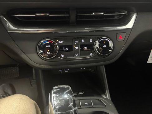 New 2026 Buick Envista Preferred w/ Convenience I Package FWD image 17