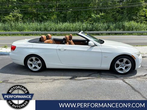 Used 2010 BMW 328i Convertible image 1