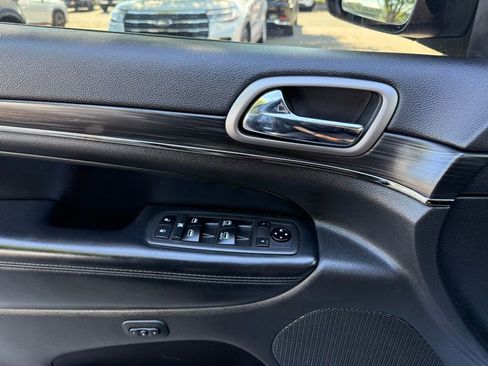 Used 2021 Jeep Grand Cherokee Limited X AWD/4WD image 19