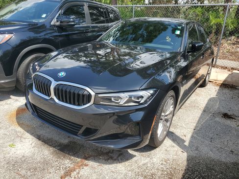 Used 2023 BMW 330e w/ Driving Assistance Package RWD image 3