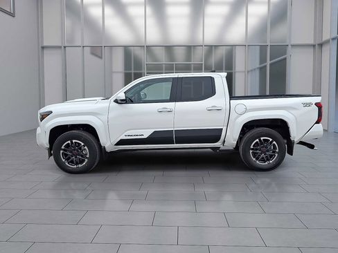New 2026 Toyota Tacoma TRD Sport image 2