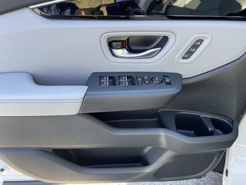 New 2025 Honda Pilot EX-L image 15