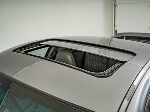 Used 2003 Porsche 911 Turbo AWD/4WD image 22