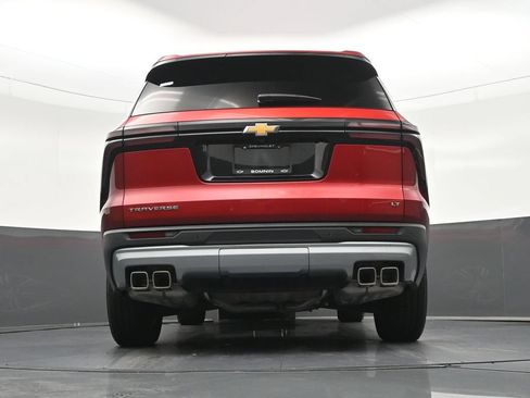 Used 2024 Chevrolet Traverse LT FWD image 28