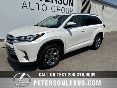 Used 2018 Toyota Highlander Limited Platinum AWD/4WD image 8