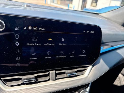 Used 2026 Chevrolet Equinox LT AWD/4WD image 26