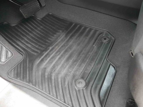 Used 2023 Chevrolet Silverado 1500 RST image 27