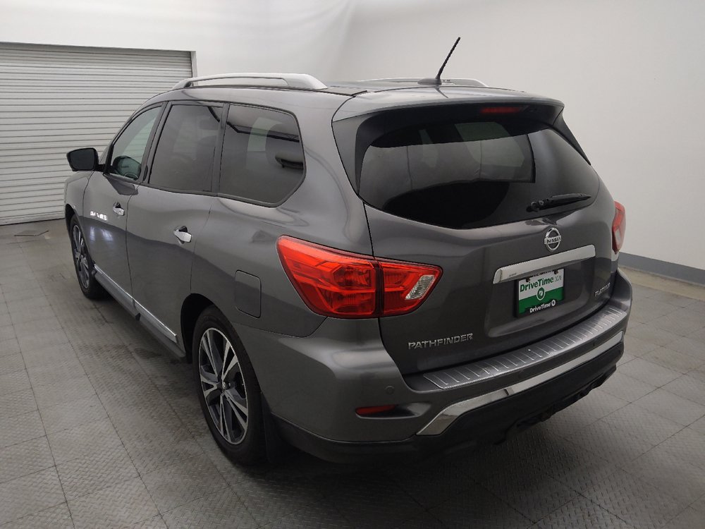 Used 2017 Nissan Pathfinder Platinum w/ Cargo Package FWD image 5