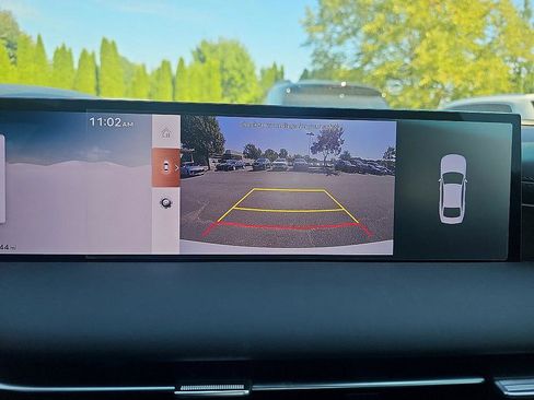 Used 2025 Genesis G80 2.5T Advanced image 28