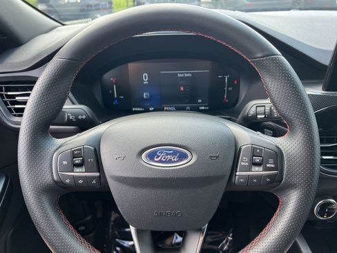 Certified 2025 Ford Escape ST-Line AWD/4WD image 16