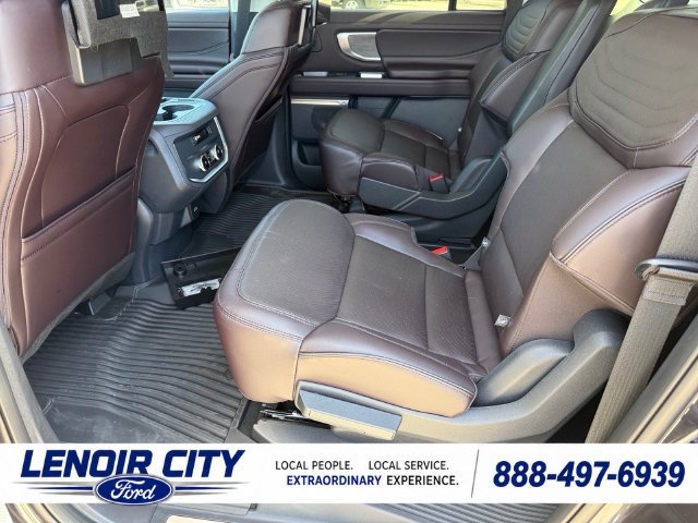 New 2026 Ford Expedition Max Platinum w/ Platinum Ultimate Package AWD/4WD image 11