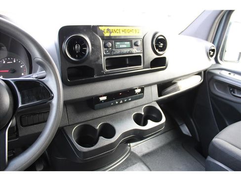 Used 2019 Mercedes-Benz Sprinter 144 image 24