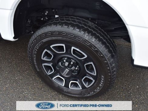 Certified 2024 Ford F350 Platinum w/ FX4 Off-Road Package image 28