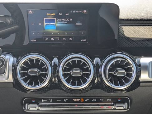 Certified 2023 Mercedes-Benz GLB 250 image 5