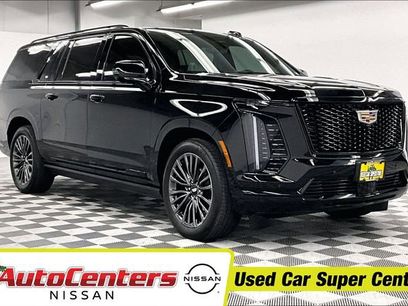 Used 2025 Cadillac Escalade ESV Sport Platinum