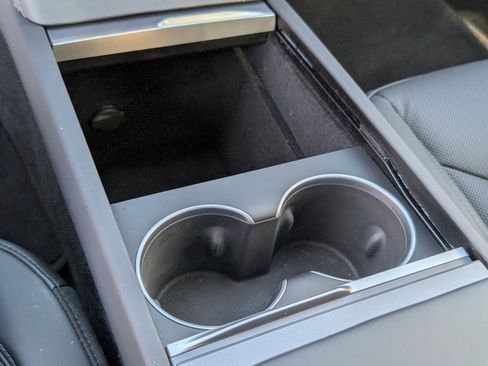 Used 2025 Tesla Model 3 Long Range image 16