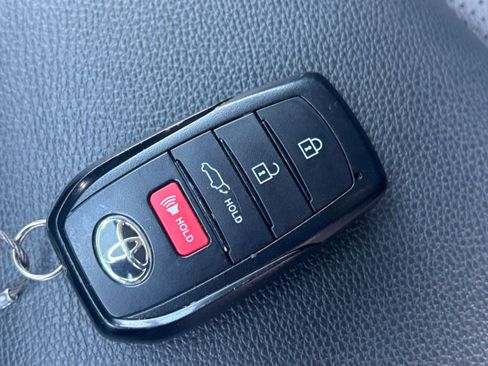 Used 2025 Toyota Grand Highlander LE image 21