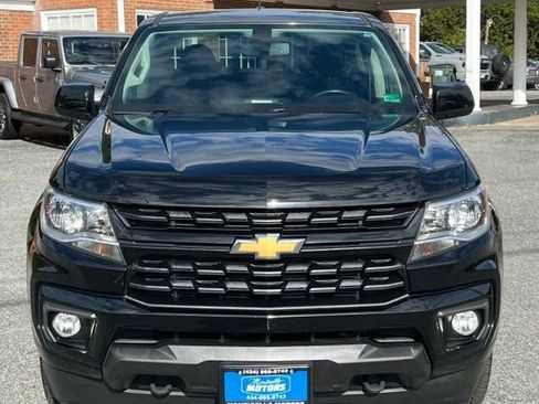 Used 2021 Chevrolet Colorado LT w/ LT Convenience Package image 2