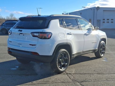 Used 2023 Jeep Compass Trailhawk w/ Trailhawk Elite Group image 6