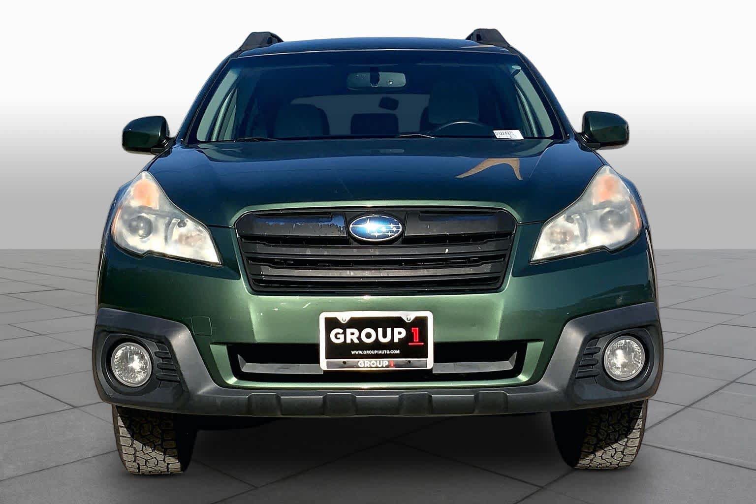 Used 2013 Subaru Outback 2.5i Premium AWD/4WD image 4