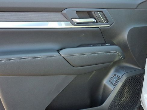 New 2026 GMC Terrain Denali w/ LPO, Floor Liner Package image 11