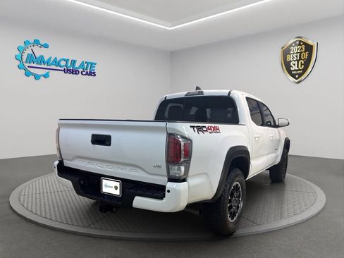 Used 2023 Toyota Tacoma TRD Off-Road w/ Technology Package AWD/4WD image 5
