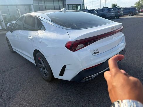 Used 2022 Kia K5 LX FWD image 6