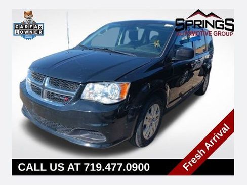 Used 2020 Dodge Grand Caravan SE w/ UConnect Hands-Free Group FWD image 1