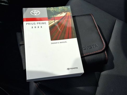 Used 2023 Toyota Prius Prime FWD image 25