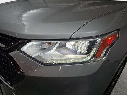 Used 2020 Chevrolet Traverse Premier AWD/4WD image 32
