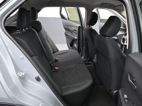 Used 2024 Nissan Kicks SV image 12