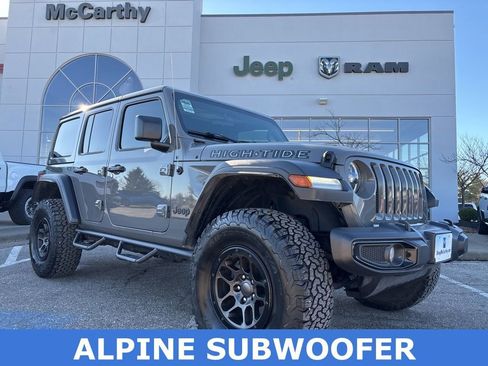 Used 2023 Jeep Wrangler Unlimited Sport image 1