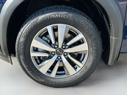 Used 2023 Nissan Pathfinder SL image 37