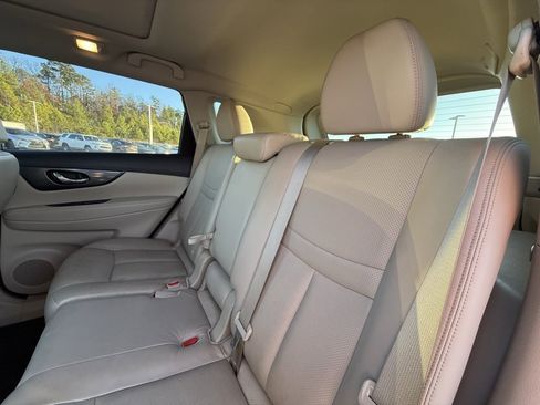 Used 2014 Nissan Rogue SL w/ SL Premium Package image 27