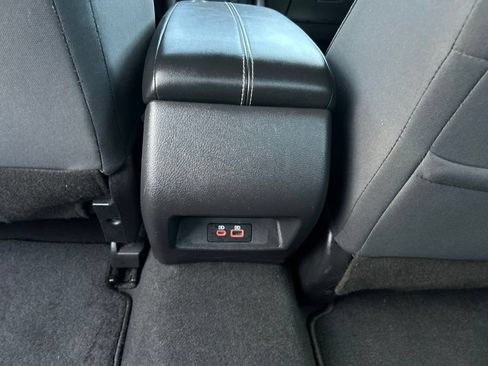 Used 2024 Nissan Altima 2.5 SV FWD image 35