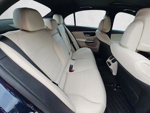 Used 2023 Mercedes-Benz C 300 4MATIC Sedan image 19