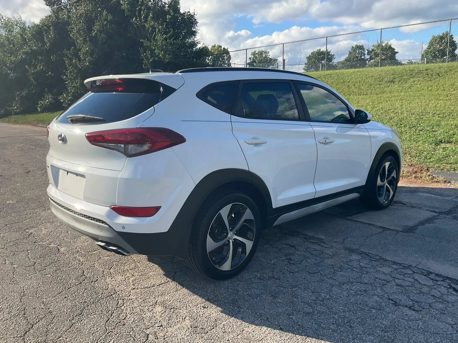 Used 2017 Hyundai Tucson FWD image 13