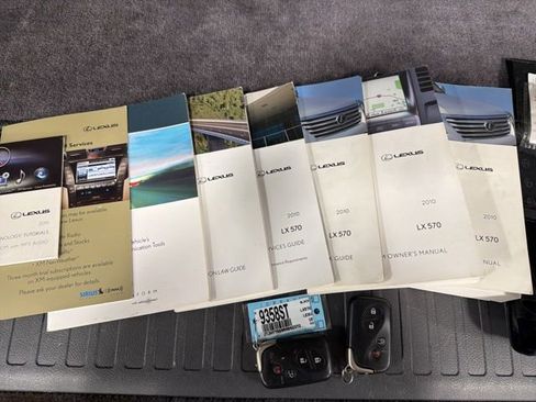 Used 2010 Lexus LX 570 4WD image 47