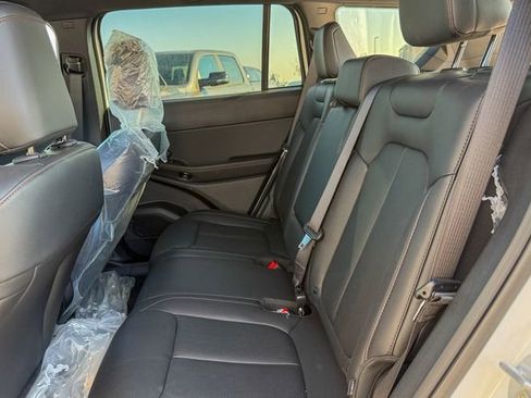 New 2026 Jeep Cherokee Limited image 22