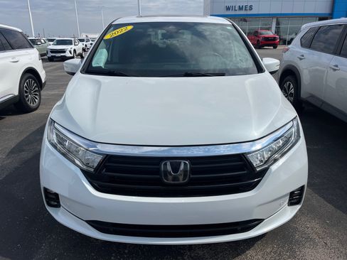 Used 2022 Honda Odyssey Touring image 2