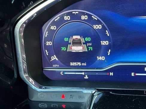 Used 2025 Chevrolet Silverado 2500 LT w/ Convenience Package image 41