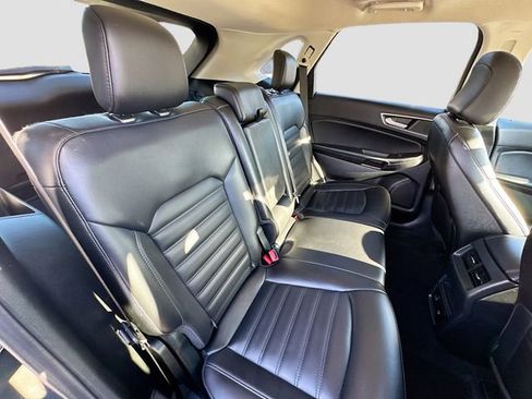 Used 2022 Ford Edge SEL w/ Convenience Package image 28