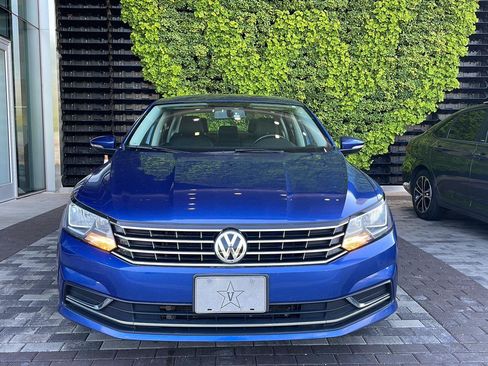 Used 2017 Volkswagen Passat 1.8T SE FWD image 20