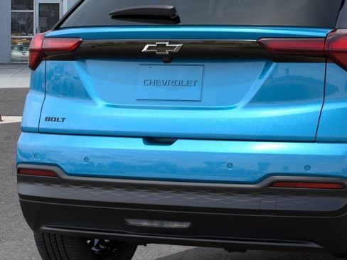 New 2027 Chevrolet Bolt LT w/ Comfort Package FWD image 15
