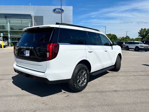 New 2026 Ford Expedition Active RWD image 5
