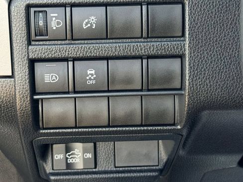 Used 2025 Toyota Tacoma TRD Sport RWD image 27