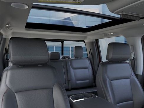 New 2026 Ford F250 Lariat w/ Black Appearance Package image 22