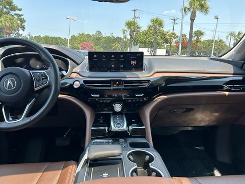 Certified 2024 Acura MDX FWD w/ Technology Package image 32