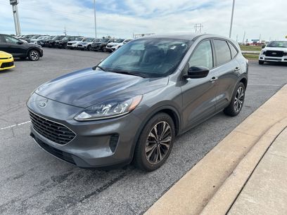Used 2021 Ford Escape SE w/ SE Sport Appearance Package